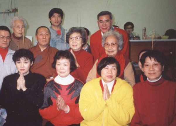 Lama Kan Tsao with students in Vancouver