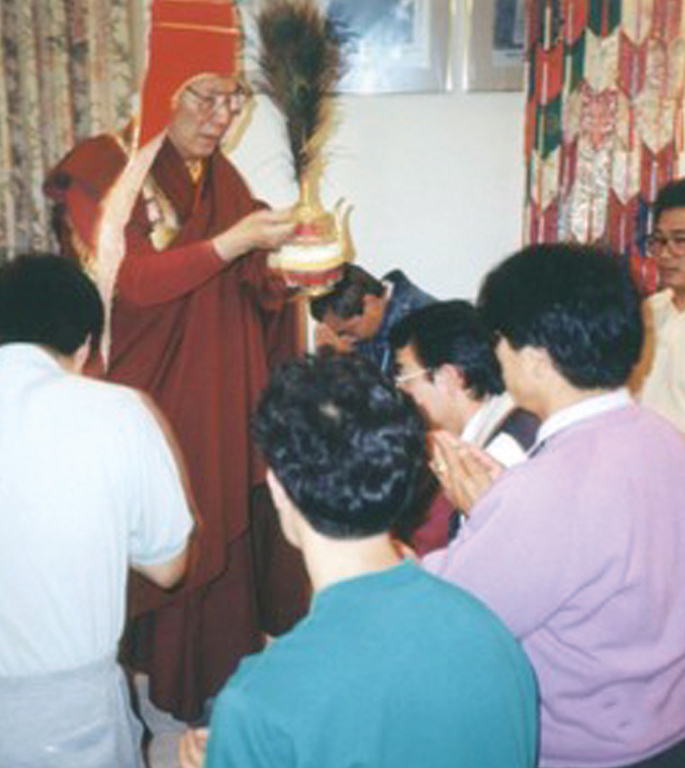 Lama Kan Tsao bestowing the Padmasambhava empowerment in Vancouver, 1992